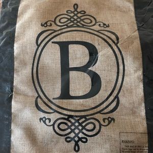 NWT Garden flag Letter “B” burlap